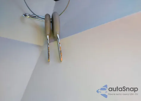 2005 Jeep Grand Cherokee Limited from USA, damaged, VIN 1J4HS58N15C554173